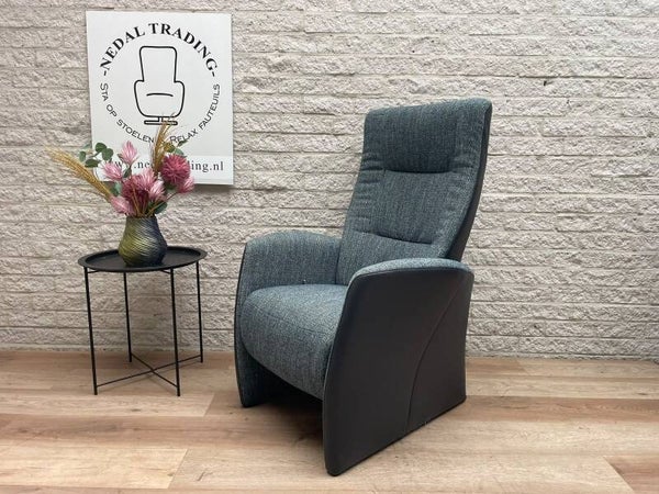 De Toekomst Relaxfauteuil Large – Blauw Gemêleerd – Handmatig Verstelbaar – Voetensteun & Topswing – Comfort Stoel