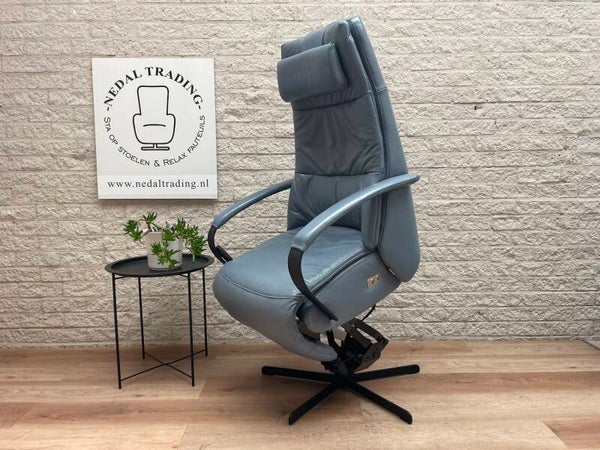 Als Nieuw! Prominent E-100 sta op stoel relax fauteuil ACCU