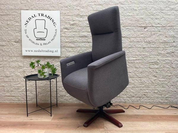 Design Prominent Toscana sta op stoel relax fauteuil staop