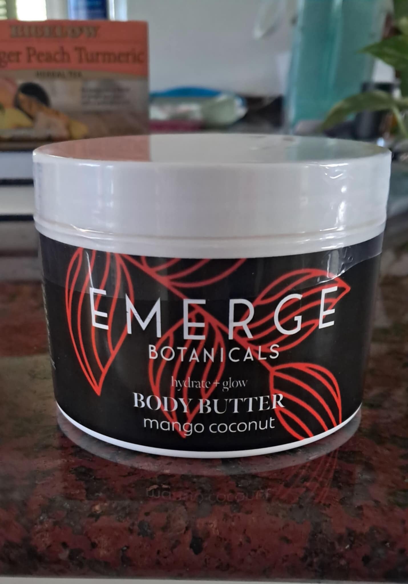 Emerge Botanicals hydrate+glow body butter mango coconut