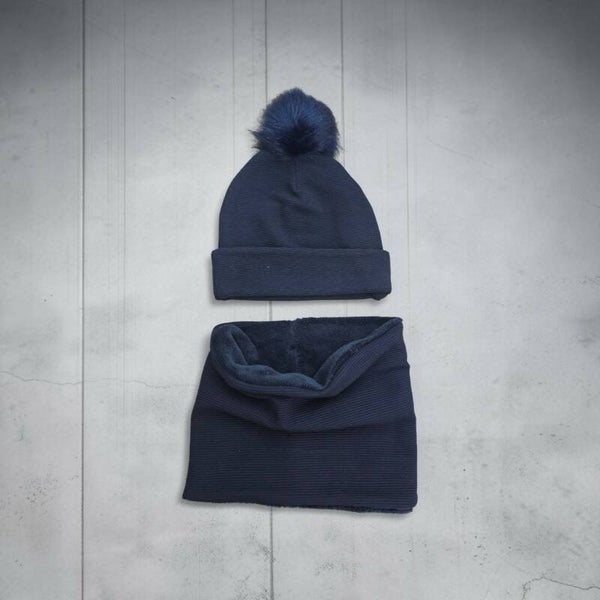 Ensemble bleu marine