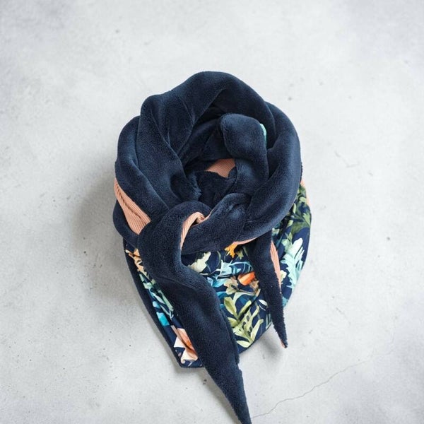Foulard fleurs orangé/marine