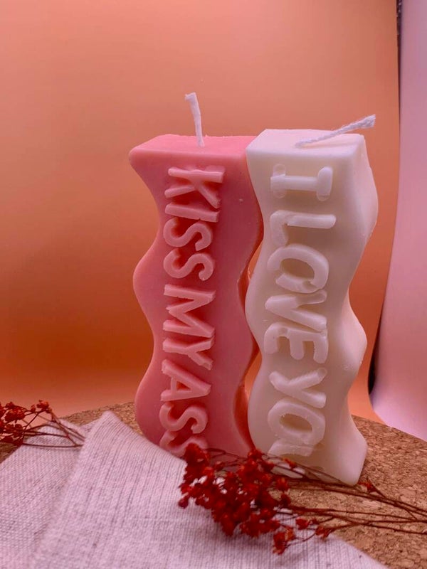 I love you / kiss my ass