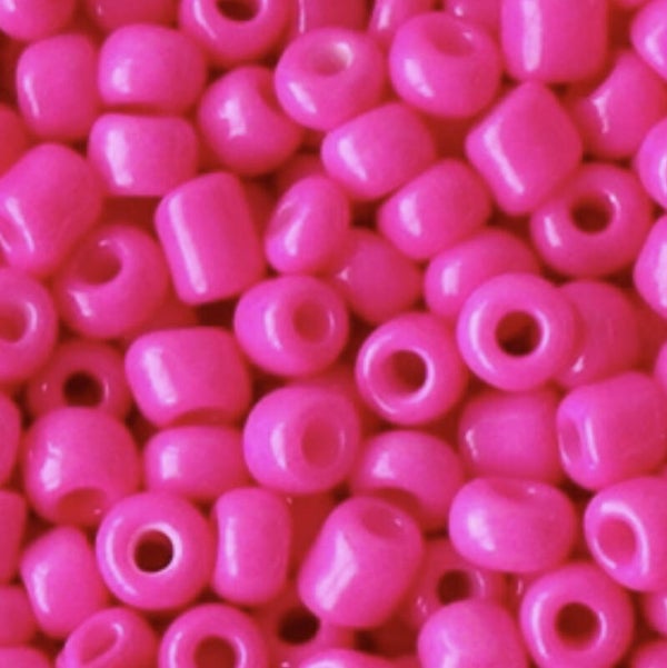 Rocailles 6/0 4mm Fuchsia pink