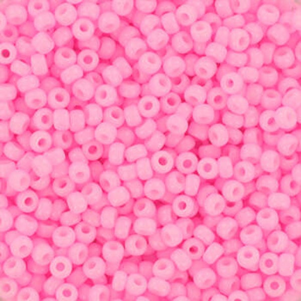 Miyuki rocailles 11/0 2mm Opaque dyed cotton candy pink 11-415