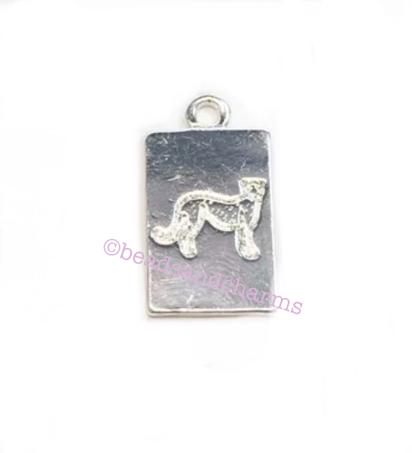 Luipaard tag / bedel. Metaal zilver