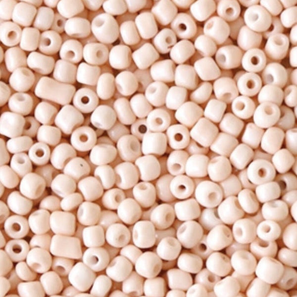 Rocailles 12/0 2mm Creamy nude pink 