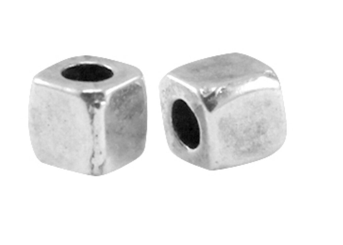 DQ kralen cubes Antiek Zilver 3,8mm