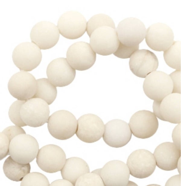 6mm natuursteen kralen fossil mat off white