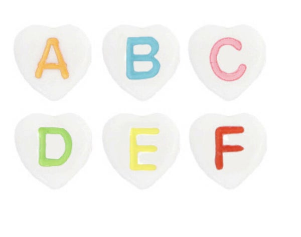 Acryl letterkralen Hartjes multicolor 50 stuks