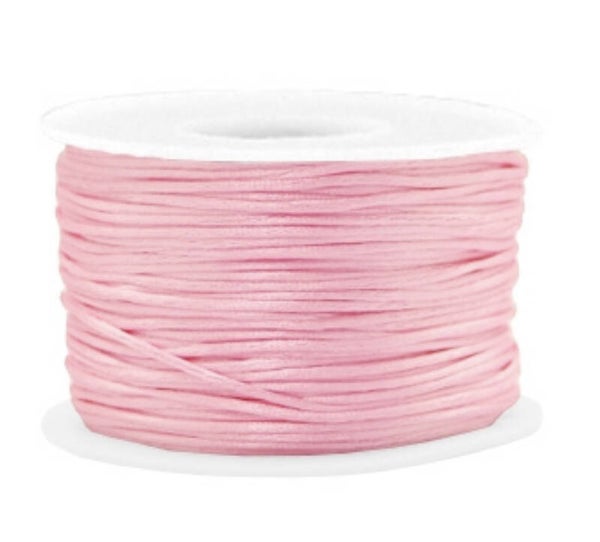 Macrame satijnkoord 1,5 mm lichtroze