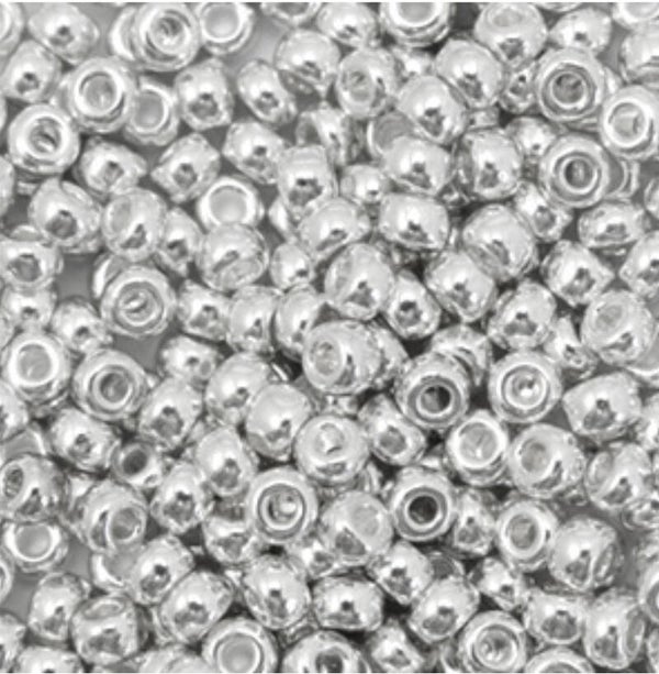 Miyuki 8/0 Ceylon silver grey 8-526