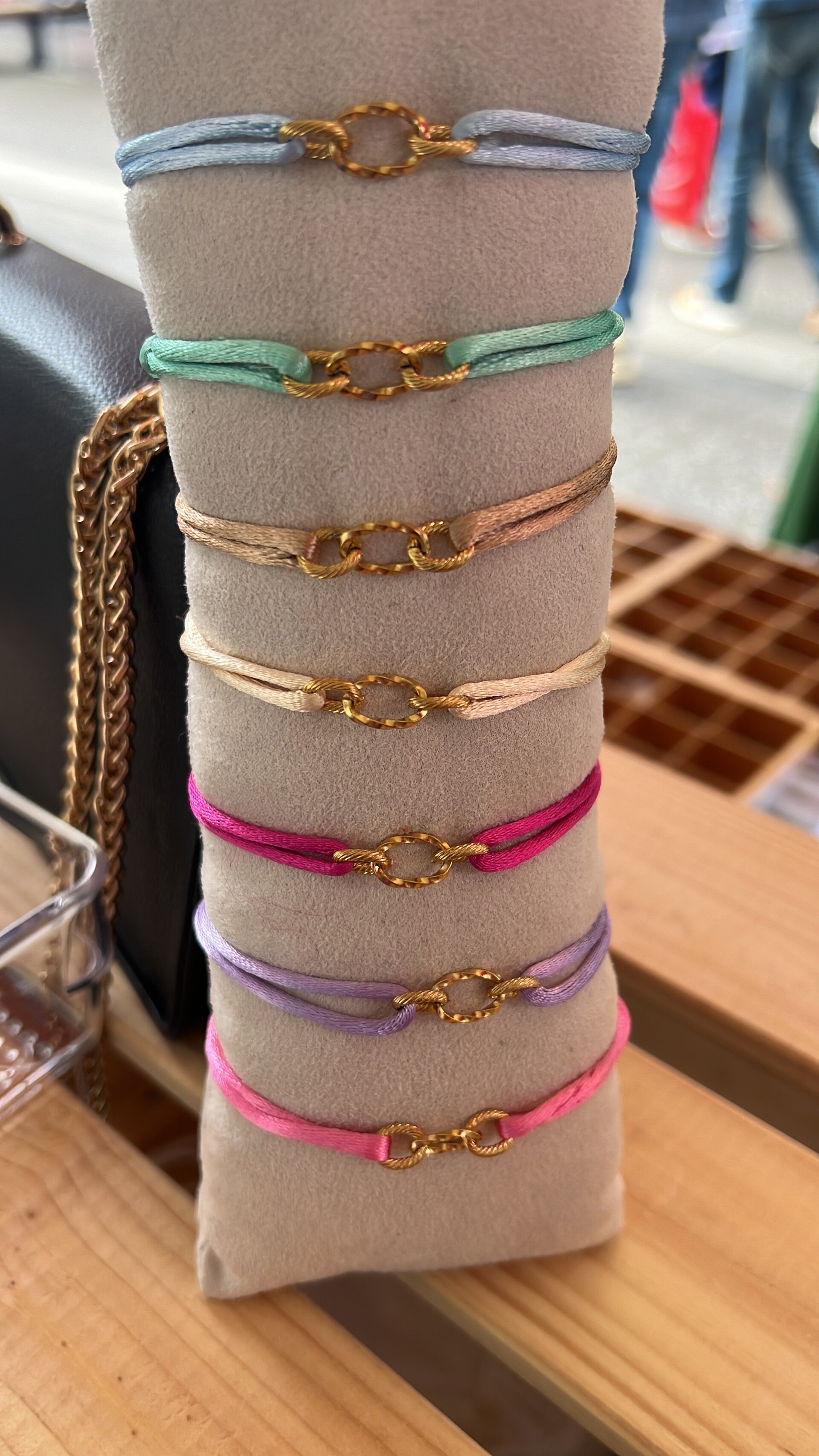 Workshop Satijnkoord & macrame armbandjes maken 2 December   19:00