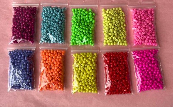 Rocailles neon kleuren voordeel pakket 200 gram