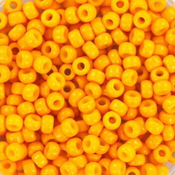 Miyuki seed beads 8/0 duracoat opaque light squash 8-4453