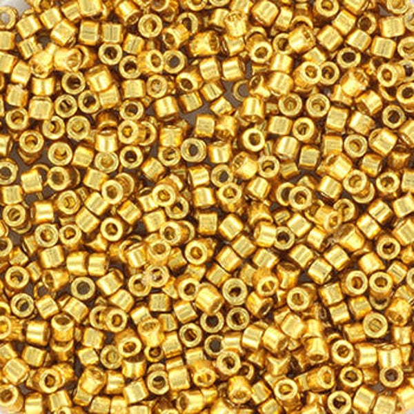 Miyuki delica’s 11/0 duracoat galvanized gold DB-1831