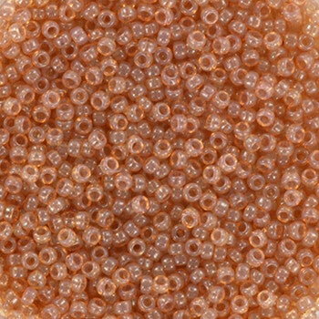 Miyuki 15-2371 Ceylon translucent peony