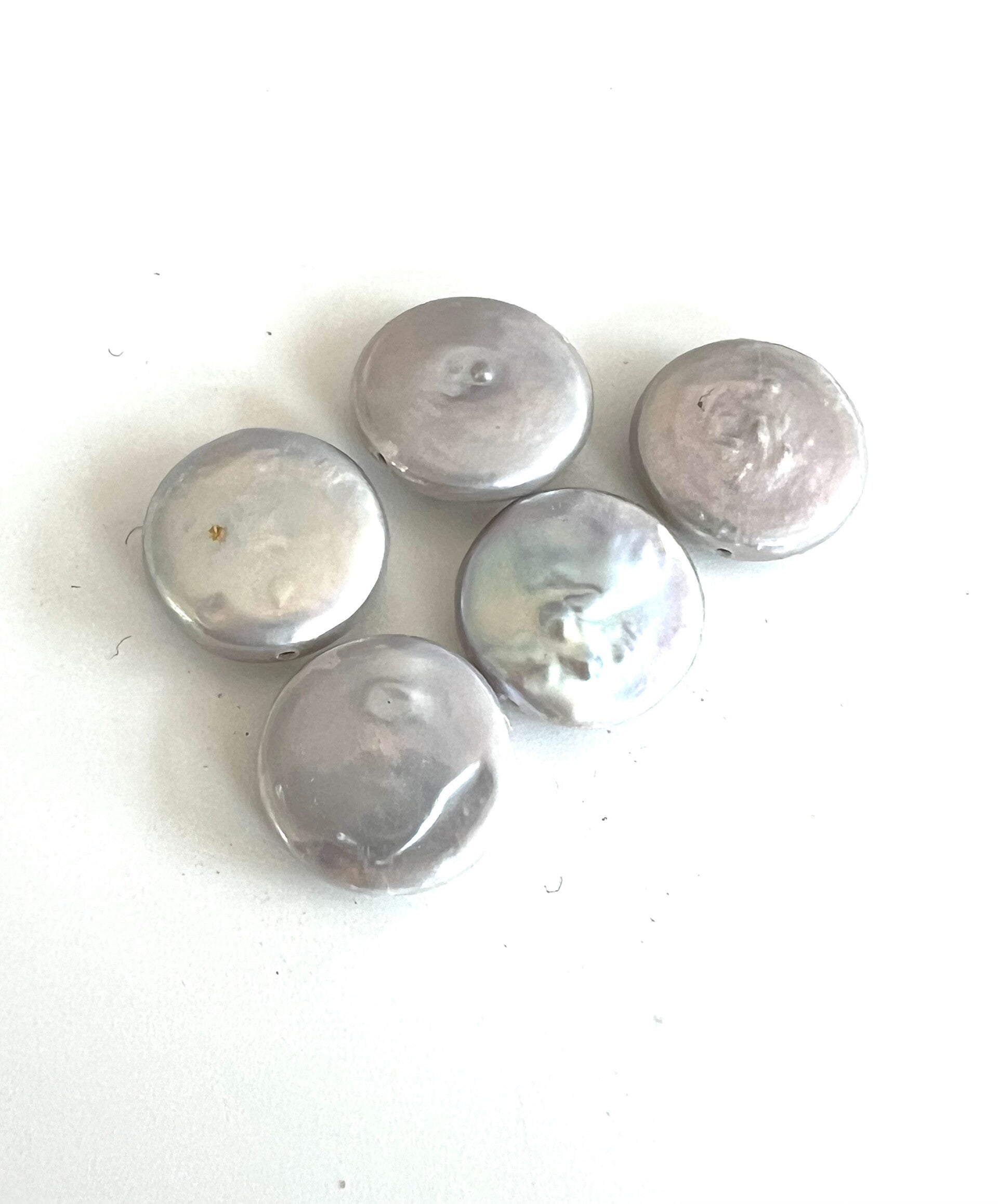 Zoetwater parel disc 20mm parelmoer zilver / lila