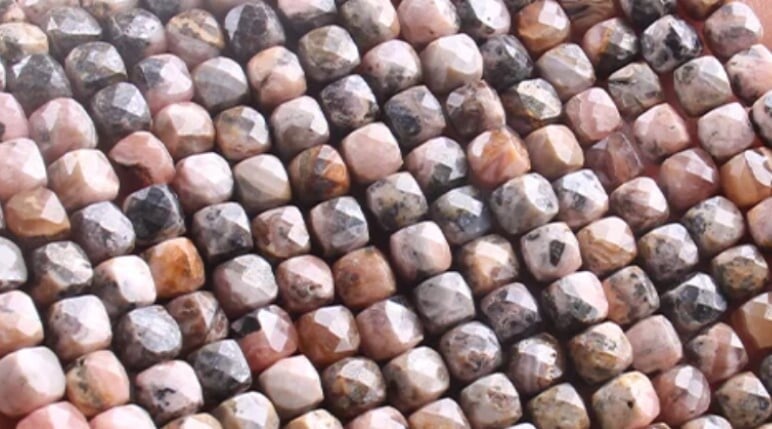 Natuursteen kralen 4mm facet cubes argentijnse rhodochrosiet