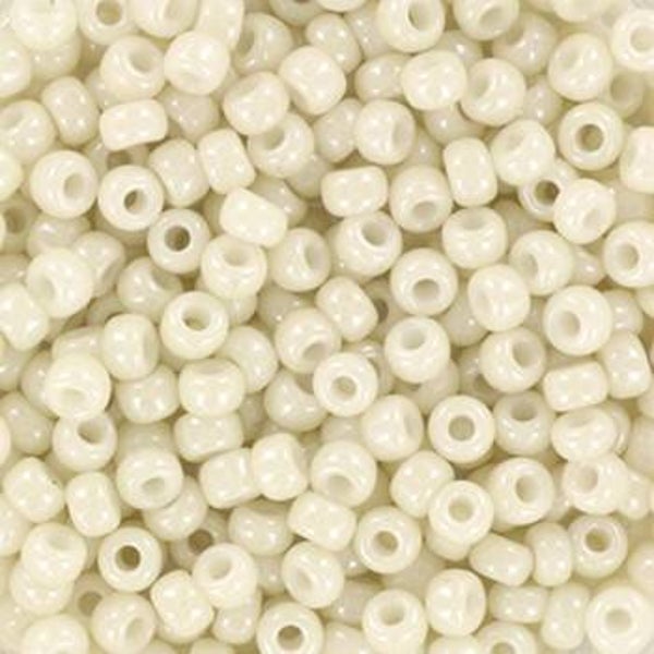 MIYUKI ROCAILLES 8/0 (3MM) 5 GRAM OPAQUE LUSTER LIMESTONE 8-600