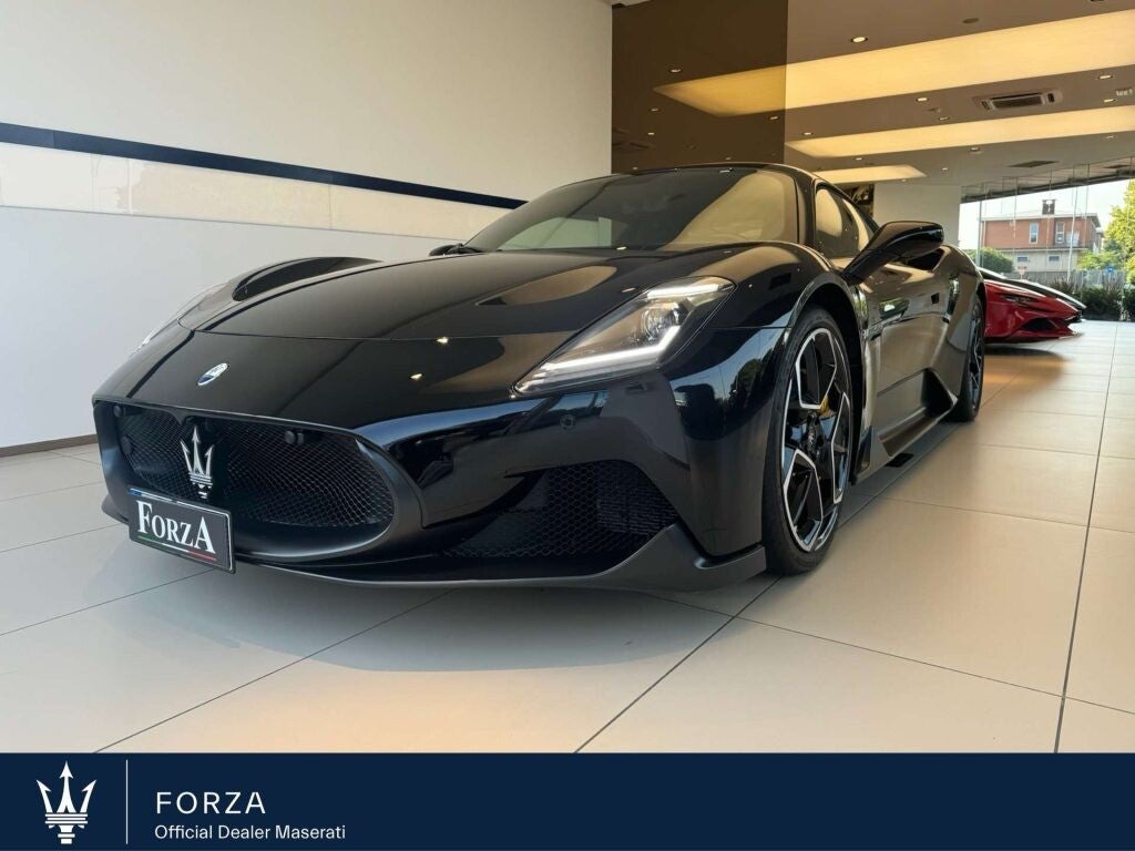 Maserati MC20