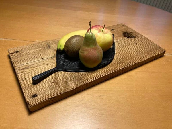 Obstschale / Altholzbrett mit Aluschale