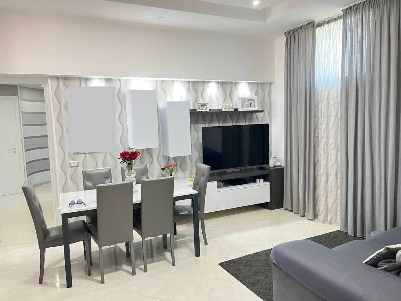 Boscoreale, via Panoramica, vendesi appartamento di 3 vani con spazio esterno. Euro 110.000,00