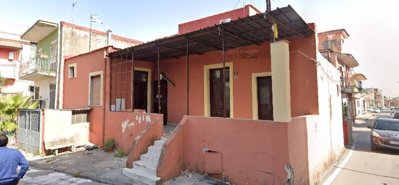 Boscoreale, Marchesa vendesi soluzione semindipendente da ristrutturare. Euro 130.000,00