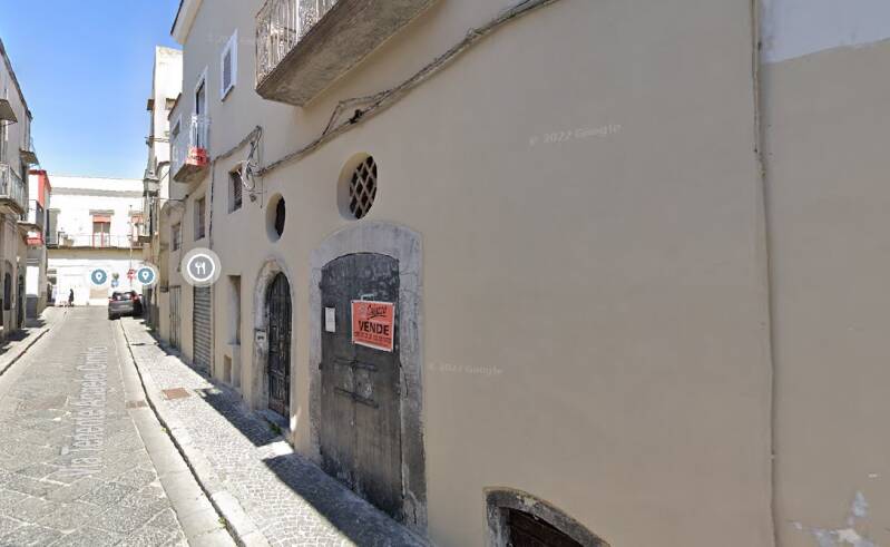 Boscoreale, vendesi locale commerciale di circa 60mq. Euro 50.000,00