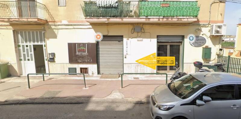 Pompei, via Astolelle, fittasi locale commerciale di circa 54mq. Euro 850,00