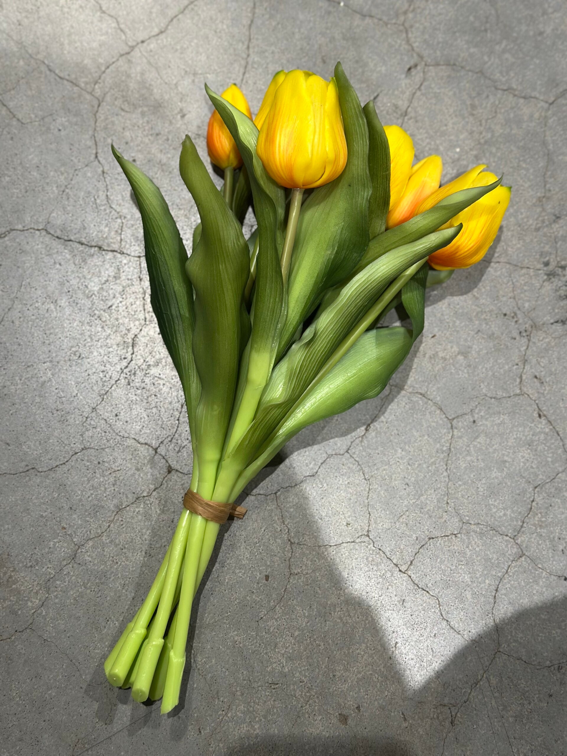 Tulpenbosje geel - 30cm, 7 stelen