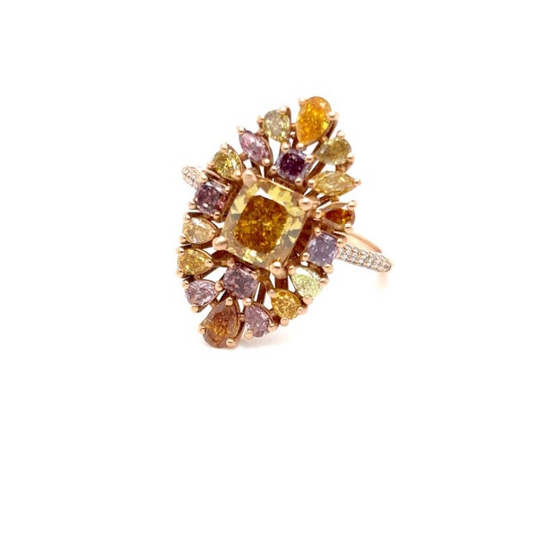 Magnificent Cocktail Ring Set with Natural Fancy Color Diamonds