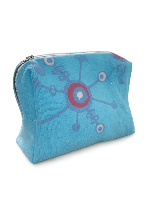 Du poncho à la trousse : une seconde vie pleine de couleurs