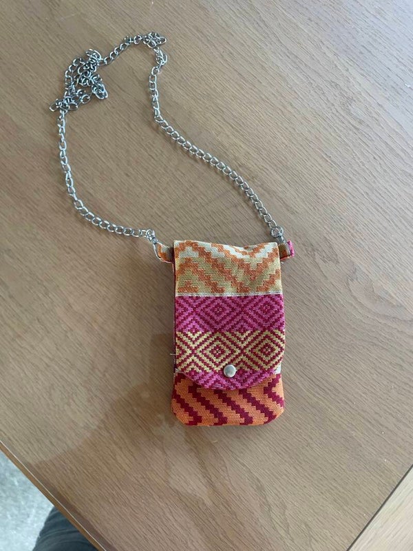 Petit sac bandoulière en tissu tissé – motifs ethniques avec doublure