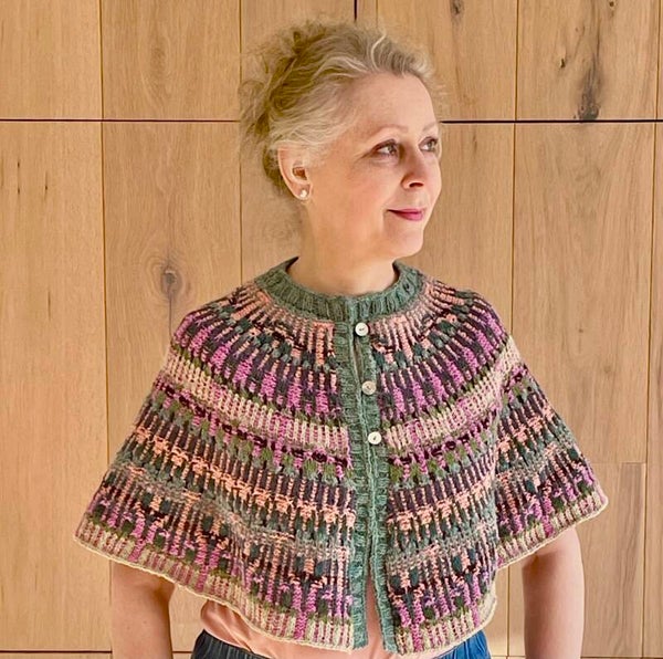 Nefertiti capelet