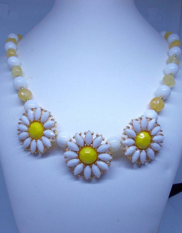 Daisy Necklace