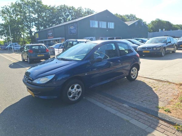 Nieuw Binnen!! Peugeot 206 1.4 Bouwjaar 2003