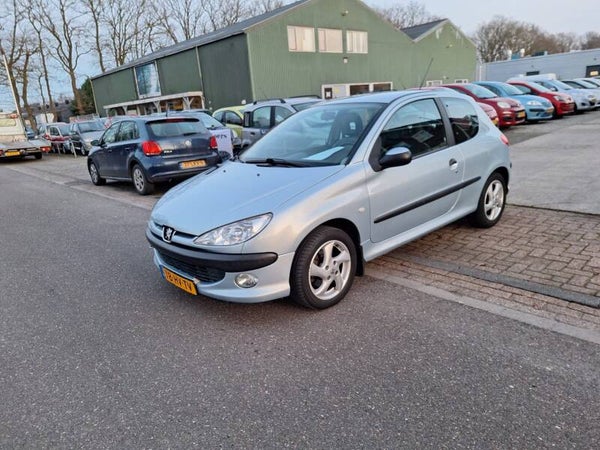 Peugeot 206 1.6-16V XS Premium Bouwjaar 2002