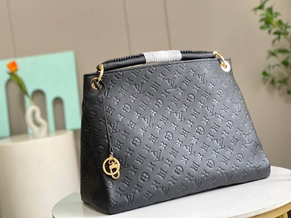 Louis Vuitton Artsy