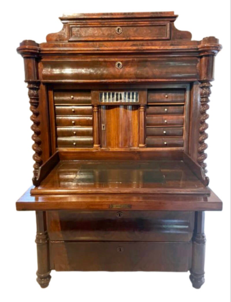 Mahonie, Biedermeier Secretaire 