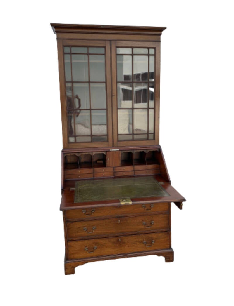 Antieke Notenhouten Secretaire Met Boekenkast 