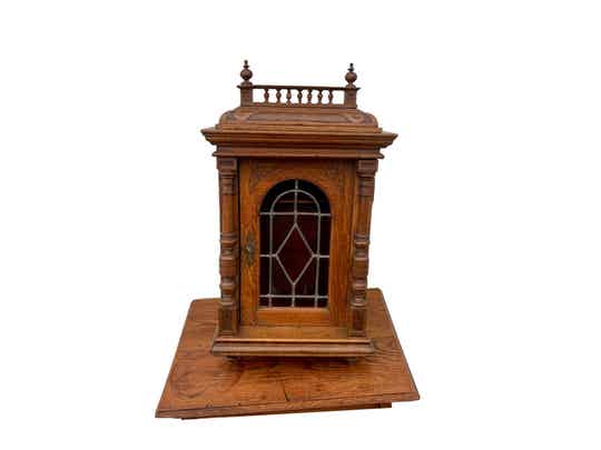 Eikenhouten Wandkastje met Glas in Lood Raam