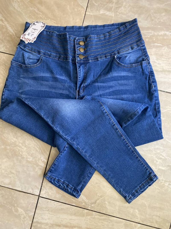 Pantalones vaqueros cintura alta.