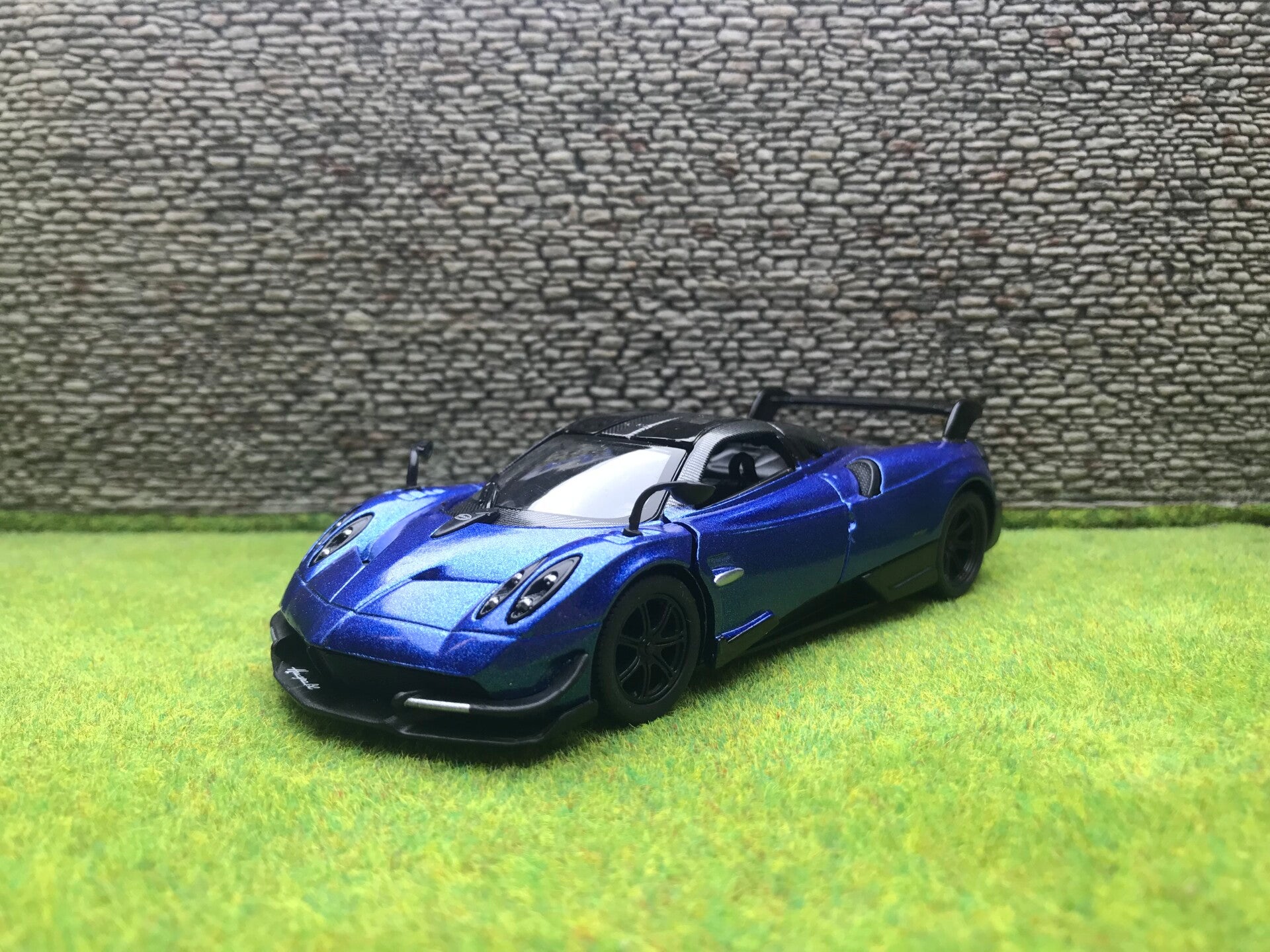 2016 Pagani Huayra BC