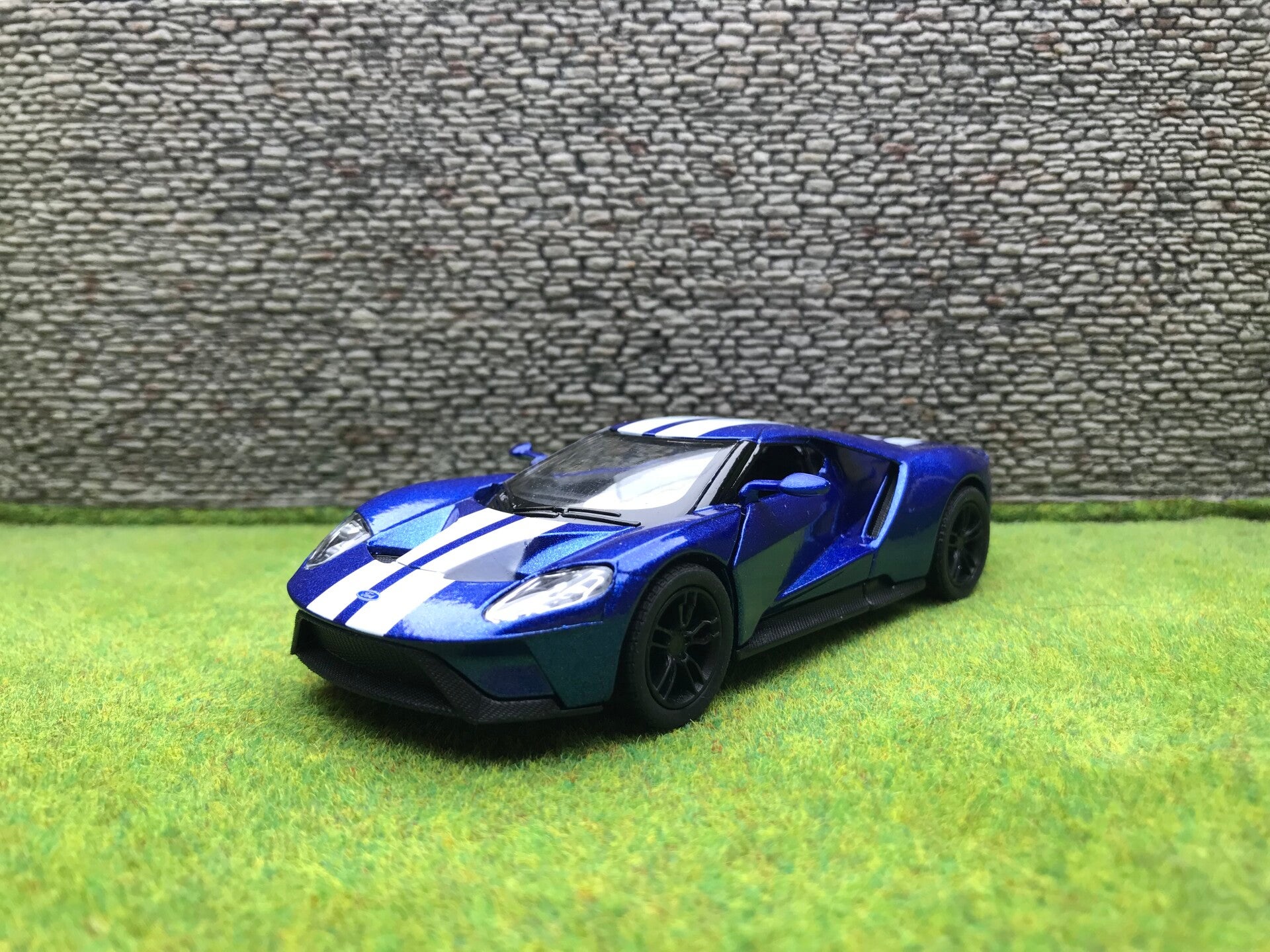 2017 Ford GT Racing Stripes