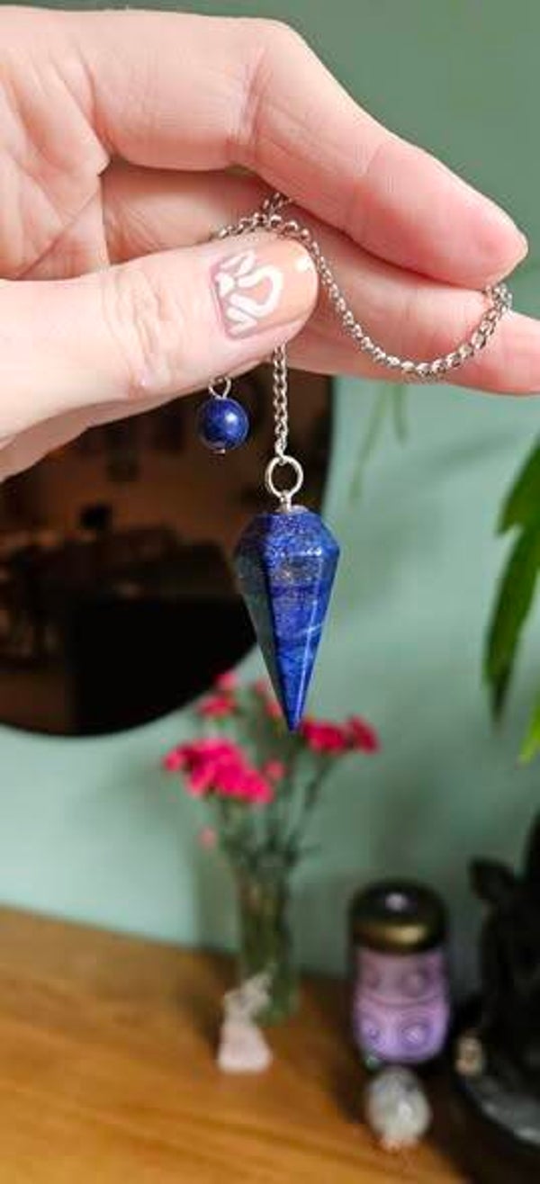 Lapis lazulli pendels