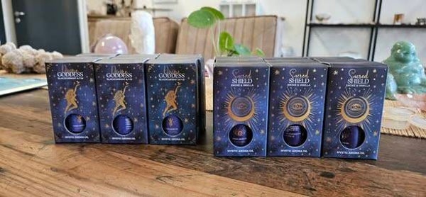 CARNATIA STARRY SPELL GEUROLIE in twee soorten ✨