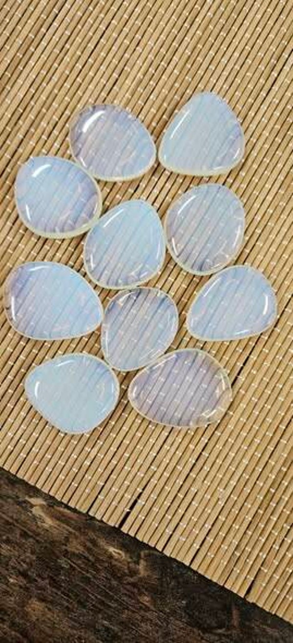 Opaliet smooth stones
