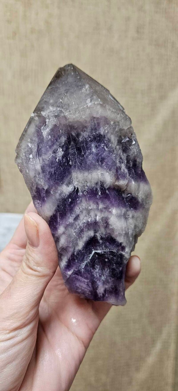 ruwe Chevron Amethist wands