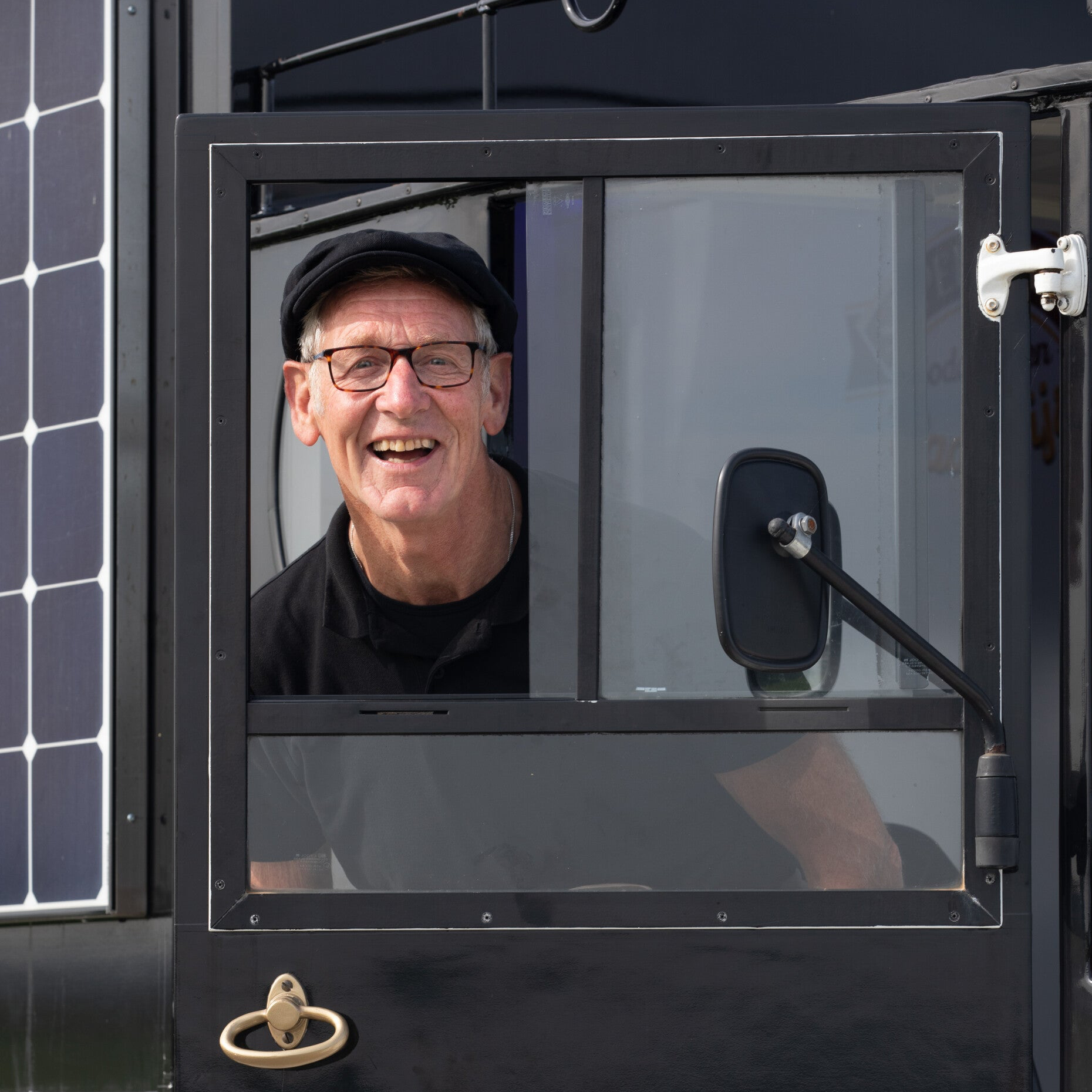 Personeel foodtruck, ijswagen, fleur de lys foodtruck, oldtimer foodtruck